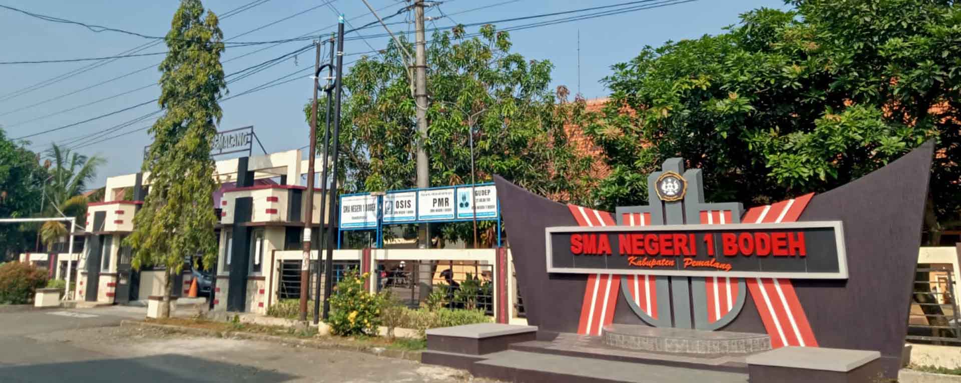 Tetang Sekolah Kami